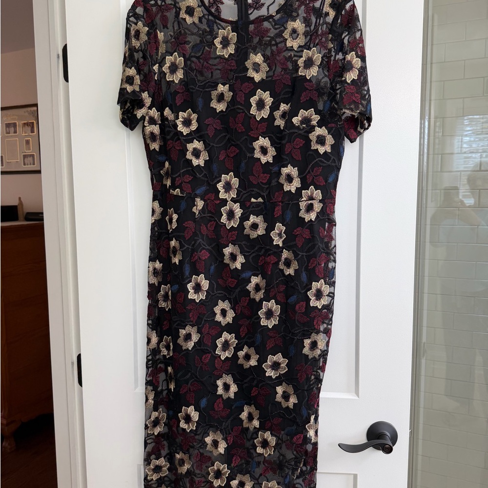 Floral Lace Dress - Black and Cream